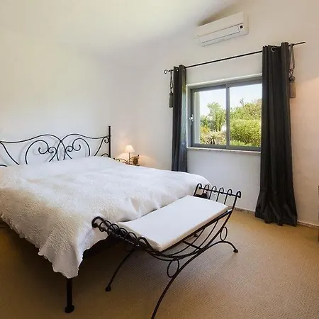 Beautiful Modern In Clube Carvoeiro With Heated Pool And Electric Pool Cover Villa *
